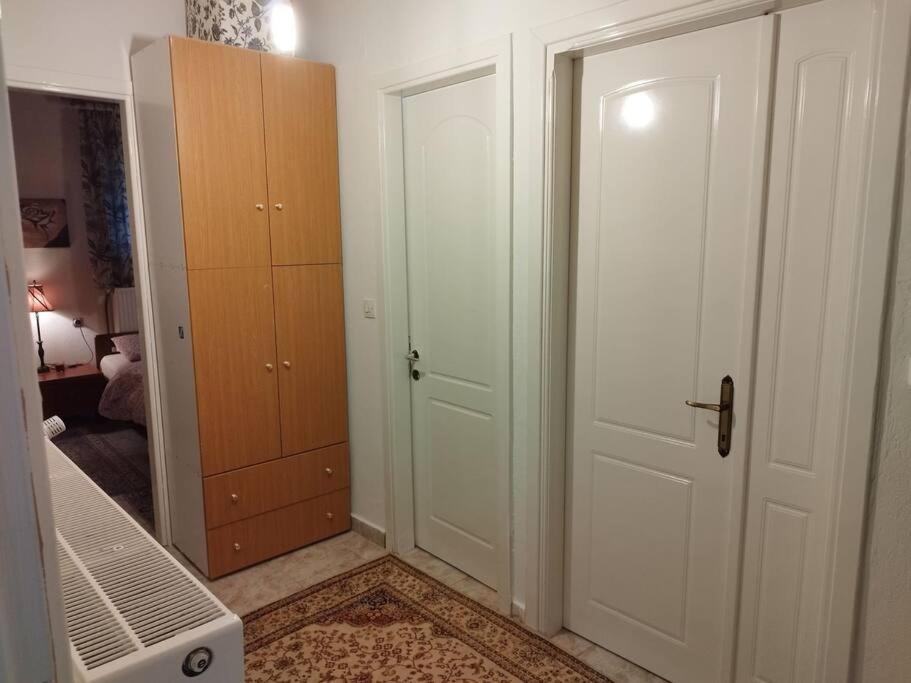 Cozy Cottage For 4 Lávdhas Екстериор снимка